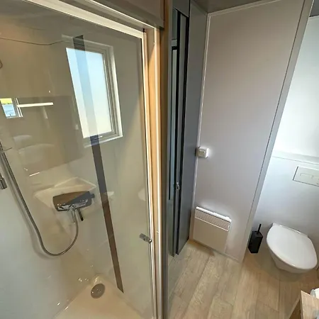 Seeblick - Premium Tinyhouse Mit Sauna Und Hottub * Neunburg vorm Wald